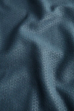 Grounded No-Slip Towel - Eclipse -ALO Clothing Shop A0029U 02597 b1 a2