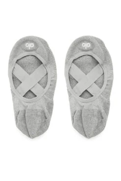Women's Pivot Barre Sock - Dove Grey Heather -ALO Clothing Shop A0094W 02288 4 3f6dfbda 821d 43d4 b70b c1a1f9620196