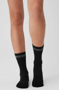 Unisex Half-Crew Performance Sock - Black -ALO Clothing Shop A0295W 01 b1 a2 m89 90a4e4c2 ff8e 4dce 8d32 2bbdc6676797
