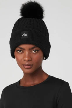 Cable Knit Beanie - Black -ALO Clothing Shop A0405U 01 b1 a1 m100