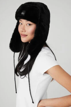 Faux Fur Polar Hat - Black -ALO Clothing Shop A0416U 01 b1 s1 a2 1 m54