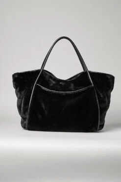 Faux Fur Tote Bag - Black 8 Faux Fur Tote Bag - Black -ALO Clothing Shop A0417U 01 b1 a3