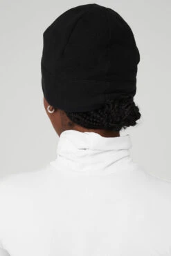 Performance Fleece Beanie - Black -ALO Clothing Shop A0424U 01 b1 s1 a2 1 m100