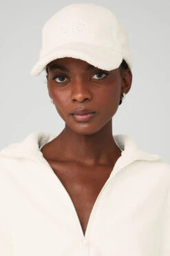 Micro Sherpa Off-Duty Cap - Ivory -ALO Clothing Shop A0427U 03299 b1 s1 a1 1 m100