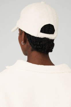 Micro Sherpa Off-Duty Cap - Ivory -ALO Clothing Shop A0427U 03299 b1 s1 a2 1 m100