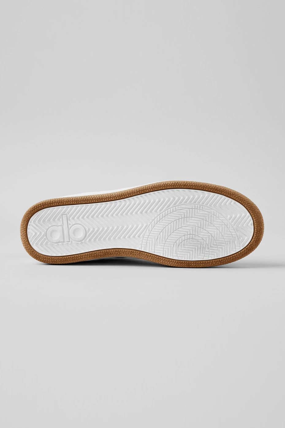 Alo Recovery Mode Sneaker - Natural White/Gum 3 Alo Recovery Mode Sneaker - Natural White/Gum - Image 3