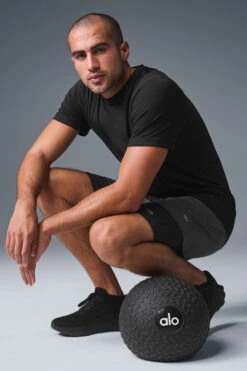 Conquer Reform Crewneck Short Sleeve - Black -ALO Clothing Shop M1205R 01 b1 s1 a4 1 m180