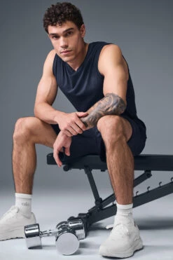 The Triumph Muscle Tank - Navy -ALO Clothing Shop M2033R 03842 b1 s1 a5 1 m214