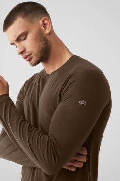 Triumph Long Sleeve Tee - Espresso -ALO Clothing Shop M3079R 04064 b1 s1 a4 1 m108