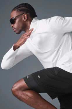 Conquer 1/4 Zip Reform Long Sleeve - White -ALO Clothing Shop M3193R 00 b1 s1 a4 1 m221