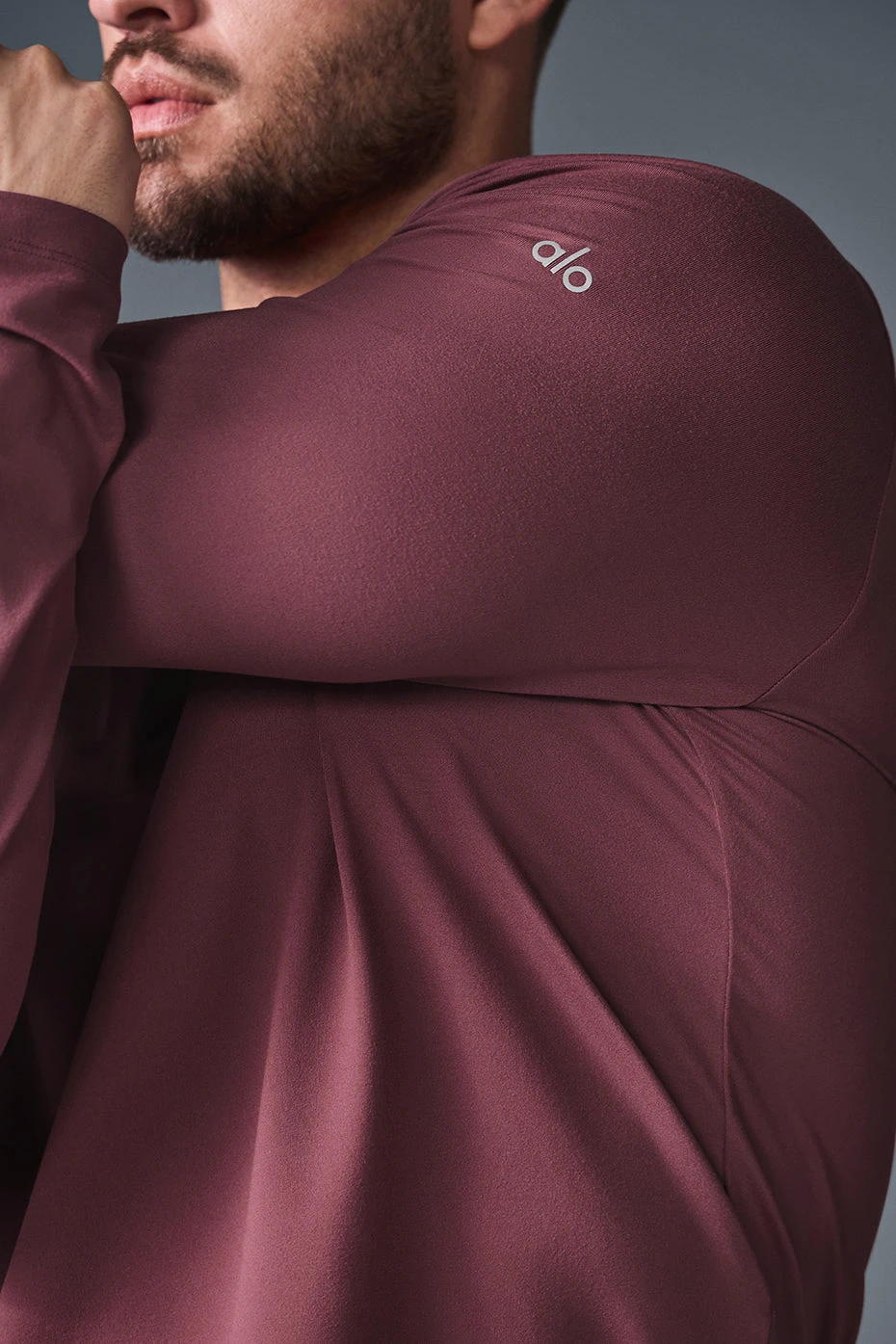 Conquer Reform Long Sleeve With Hood - Burgundy Truffle 3 Conquer Reform Long Sleeve With Hood - Burgundy Truffle - Image 3