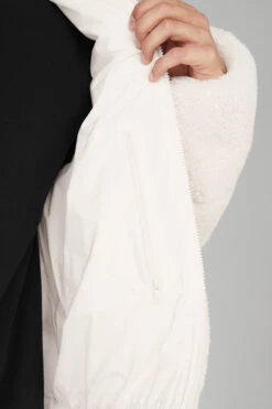 Sherpa Stage Puffer - Ivory 8 Sherpa Stage Puffer - Ivory -ALO Clothing Shop M4140R 03299 b1 s3 a4 1 m108