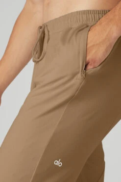 Conquer Revitalize Pant - Gravel -ALO Clothing Shop M5070R 01347 b1 s3 a4 1 m108