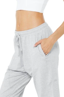 Conquer Revitalize Pant - Athletic Heather Grey 7 Conquer Revitalize Pant - Athletic Heather Grey -ALO Clothing Shop M5070R 02910 b1 s1 a3 1 m78