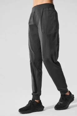 Co-Op Pant - Anthracite -ALO Clothing Shop M5084R 02125 b1 s1 a3 1 m206