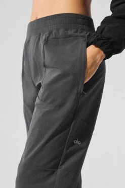 Co-Op Pant - Anthracite -ALO Clothing Shop M5084R 02125 b1 s1 a4 1 m206