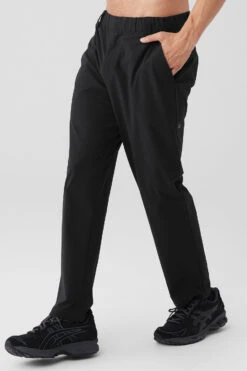 Co-Op Cropped Tech Trouser - Black -ALO Clothing Shop M5134R 01 b1 s3 a3 1 m108