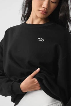 Accolade Crew Neck Pullover - Black -ALO Clothing Shop U3031RG 01 b1 s1 a3 1 m54