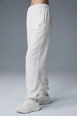 Accolade Sweatpant - White 6 Accolade Sweatpant - White -ALO Clothing Shop U5013RG 01300 b1 s1 a3 1 m54
