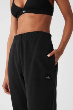 Cuffed Renown Heavy Weight Sweatpant - Black -ALO Clothing Shop U5014R 01 b1 s1 a4 1 m18