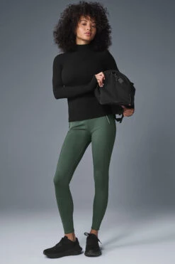 Wellness Rib Mock Neck Long Sleeve - Black -ALO Clothing Shop W3719R 01 b1 s1 a4 1 m206