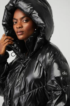 Stunner Puffer Jacket - Black 8 Stunner Puffer Jacket - Black -ALO Clothing Shop W4430R 01 b1 s1 a4 1 m100