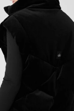 Ribbed Velour Mountain Side Puffer Vest - Black 8 Ribbed Velour Mountain Side Puffer Vest - Black -ALO Clothing Shop W4467R 01 b1 s1 a4 1 m89