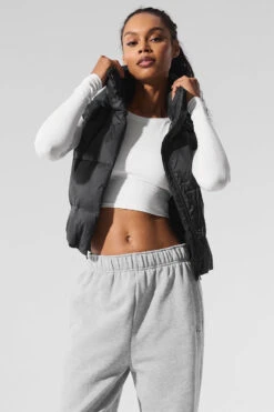 Gold Rush Puffer Vest - Black