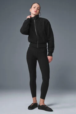 Micro Sherpa Destiny Jacket - Black -ALO Clothing Shop W4485R 01 b1 s1 a4 1 m224