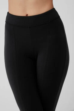 Airbrush 7/8 High Waist Flutter Legging - Black -ALO Clothing Shop W51109R 01 b1 s1 a5 1 m54