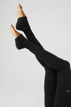 Airbrush High-Waist Highlight Goddess Legging - Black -ALO Clothing Shop W51207R 01 b1 s1 a4 1 m100