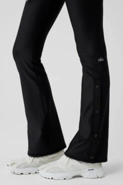 Airlift High-Waist Game Changer Legging - Black -ALO Clothing Shop W51248R 01 b1 s1 a4 1 m54