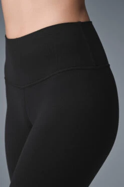 High-Waist Airbrush Capri - Black -ALO Clothing Shop W5475R 01 b1 s1 a4 1 m54