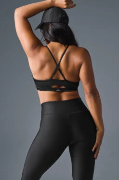 High-Waist Airlift Legging - Black -ALO Clothing Shop W5561R 01 b1 s1 a6 m196