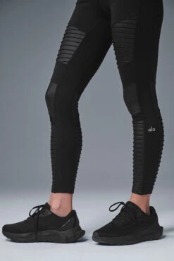 7/8 High-Waist Moto Legging - Black -ALO Clothing Shop W5767R 01 b1 s1 a4 1 m100 a746e89a 15af 44ce 9c0c fbd8d39c2ca4