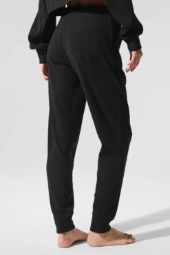 Muse Sweatpant - Black -ALO Clothing Shop W5784R 01 b1 s1 a2 1 m191