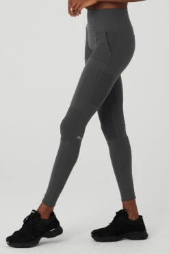 High-Waist Cargo Legging - Anthracite -ALO Clothing Shop W5874R 02125 b1 s1 a3 1 m100