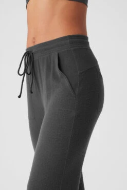 Soho Sweatpant - Anthracite 7 Soho Sweatpant - Anthracite -ALO Clothing Shop W5912R 02125 b1 s1 a4 1 m125