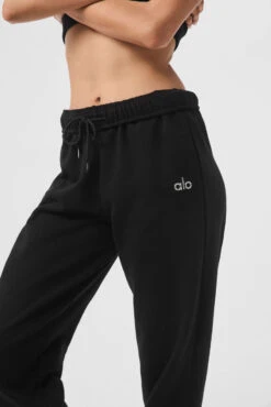 Accolade Sweatpant - Black -ALO Clothing Shop W5942RG 01 b1 s1 a3 1 m54