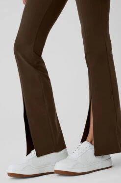 Airbrush High-Waist Flutter Legging - Espresso -ALO Clothing Shop W5946R 04640 b1 s1 a4 1 m54