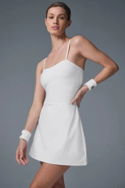 Alosoft Courtside Tennis Dress - White -ALO Clothing Shop W8176R 00 b1 s1 a3 1 m91